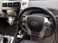    Toyota Prius Alpha 2012 , 950000 , 