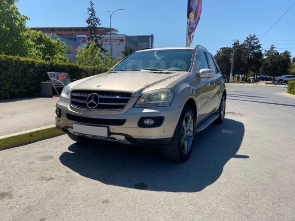 SUV   Mercedes-Benz M-Class 2005 , 630000 , 