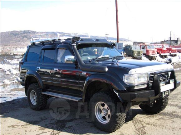 SUV   Toyota Land Cruiser 1997 , 1100000 , 