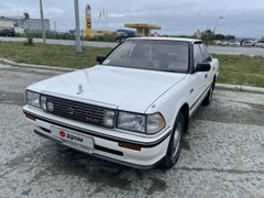 Седан Toyota Crown 1990 года, 1200000 рублей, Южно-Сахалинск