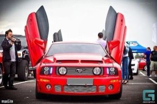 Ford Mustang 2006 , 1200000 , 