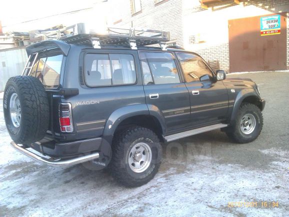 SUV   Toyota Land Cruiser 1995 , 900000 , 