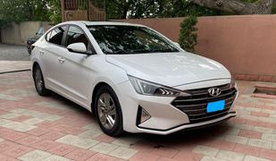 Седан Hyundai Elantra 2018 года, 1850000 рублей, Москва