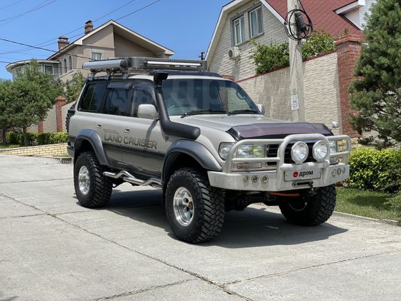 SUV   Toyota Land Cruiser 1995 , 2650000 , 