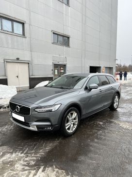 Универсал Volvo V90 2020 года, 3690000 рублей, Москва