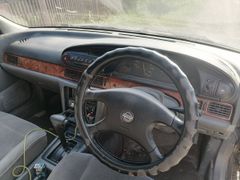 Седан Nissan Bluebird 1992 года, 110000 рублей, Козулька
