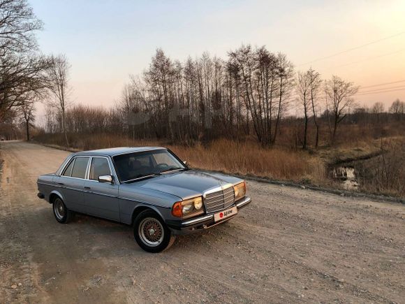  Mercedes-Benz Mercedes 1984 , 155000 , 