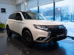 SUV или внедорожник Mitsubishi Outlander 2022 года, 3250000 рублей, Москва