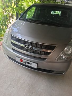    Hyundai H1 2011 , 1400000 , 