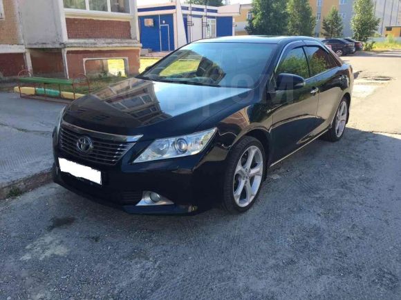  Toyota Camry 2011 , 1100000 , 