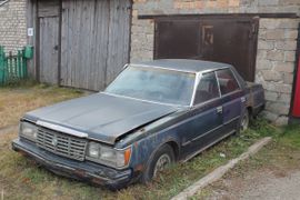 Седан Toyota Crown 1980 года, 100000 рублей, Покровское
