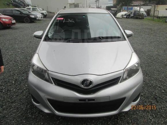  Toyota Vitz 2011 , 400000 , 