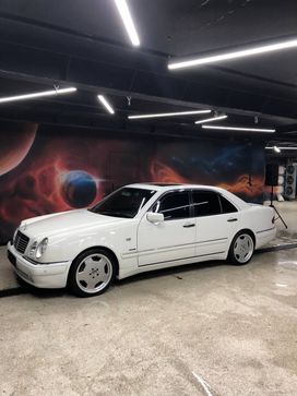  Mercedes-Benz E-Class 1999 , 900000 , 