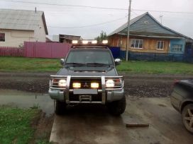 SUV   Mitsubishi Pajero 1993 , 450000 , 