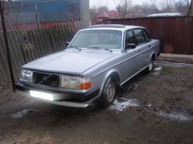 Volvo 240 1981 , 60000 , 
