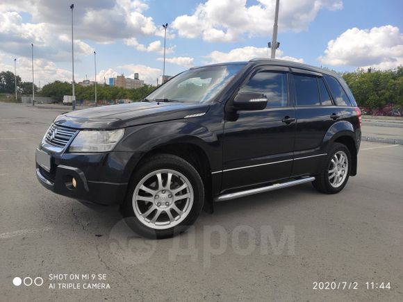 SUV   Suzuki Grand Vitara 2011 , 749000 , 