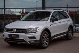 SUV или внедорожник Volkswagen Tiguan 2019 года, 2970000 рублей, Брянск