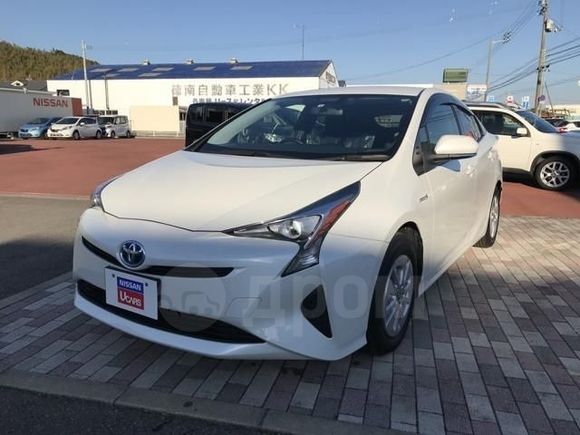  Toyota Prius 2017 , 1360000 , 