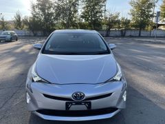 Лифтбек Toyota Prius 2018 года, 1750000 рублей, Красноярск