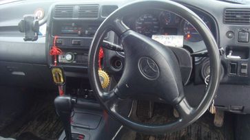 SUV   Toyota RAV4 1994 , 250000 , -