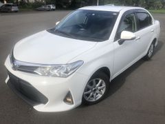 Седан Toyota Corolla Axio 2018 года, 1300000 рублей, Абакан
