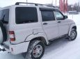 SUV     2011 , 409000 , 