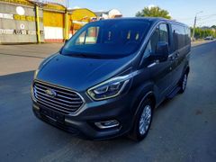 Минивэн или однообъемник Ford Tourneo Custom 2019 года, 3565000 рублей, Брянск