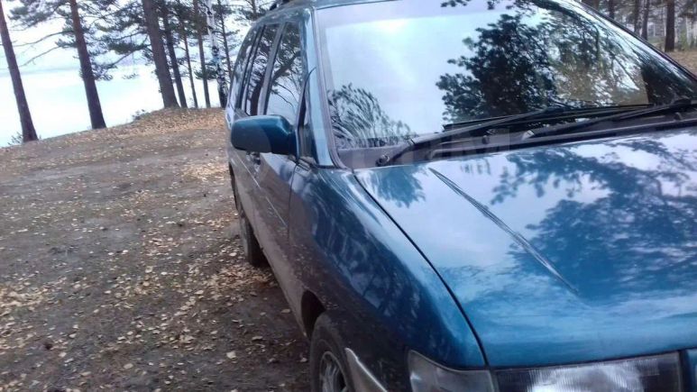    Nissan Prairie Joy 1996 , 170000 , 