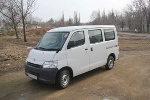    Toyota Town Ace 2010 , 700000 , 