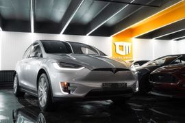 SUV или внедорожник Tesla Model X 2016 года, 4590000 рублей, Москва