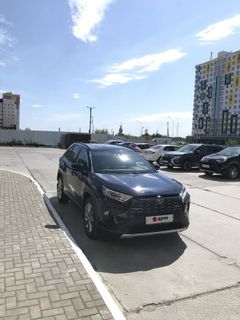 SUV или внедорожник Toyota RAV4 2020 года, 3950000 рублей, Нижневартовск