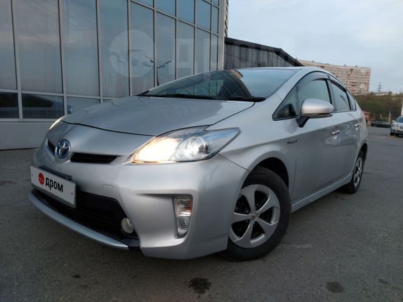  Toyota Prius 2012 , 675000 , 