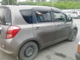  Toyota Ractis 2006 , 300000 , -