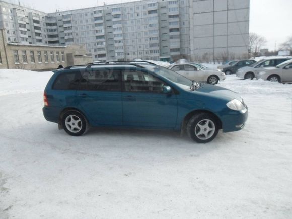  Toyota Corolla Fielder 2001 , 330000 , 