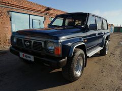 SUV или внедорожник Nissan Patrol 1993 года, 527000 рублей, Омск