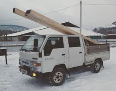 Бортовой грузовик Toyota Dyna 1993 года, 630000 рублей, Биробиджан