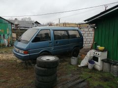 Минивэн или однообъемник Nissan Largo 1991 года, 160000 рублей, Кутулик