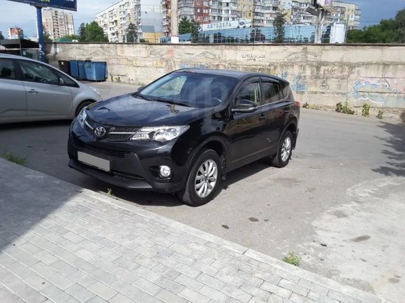 SUV   Toyota RAV4 2013 , 1070000 , 