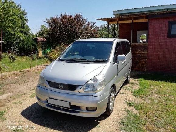    Nissan Serena 2001 , 320000 , 