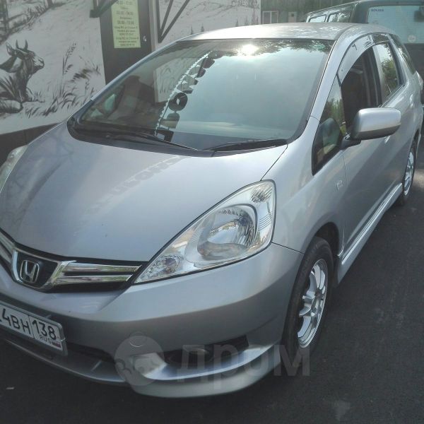  Honda Fit Shuttle 2012 , 645000 , 