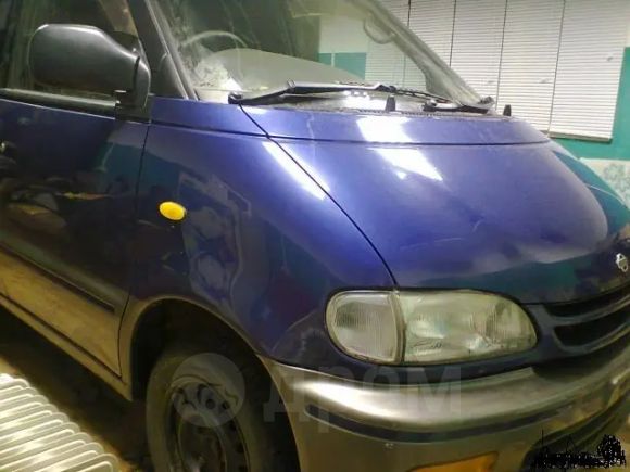    Nissan Serena 1998 , 180000 , 