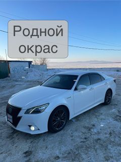 Седан Toyota Crown 2015 года, 2513000 рублей, Хабаровск