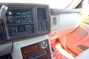 SUV   Cadillac Escalade 2004 , 798000 , 