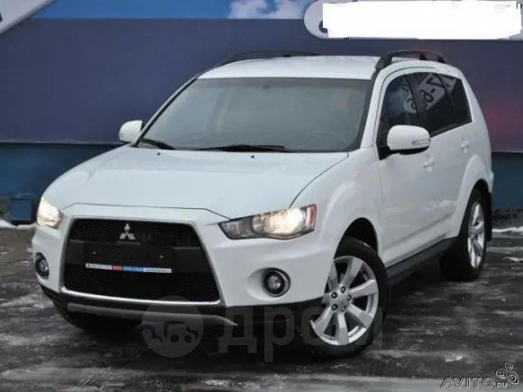 SUV   Mitsubishi Outlander 2011 , 1080000 , 