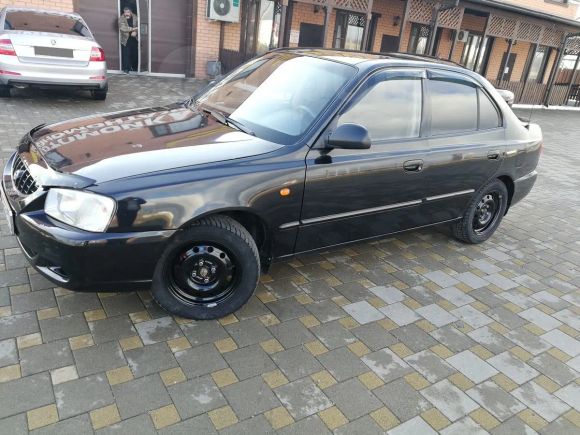  Hyundai Accent 2005 , 220000 , 