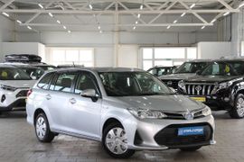 Универсал Toyota Corolla Fielder 2018 года, 1549000 рублей, Омск