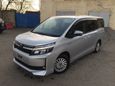    Toyota Voxy 2017 , 1577000 , 