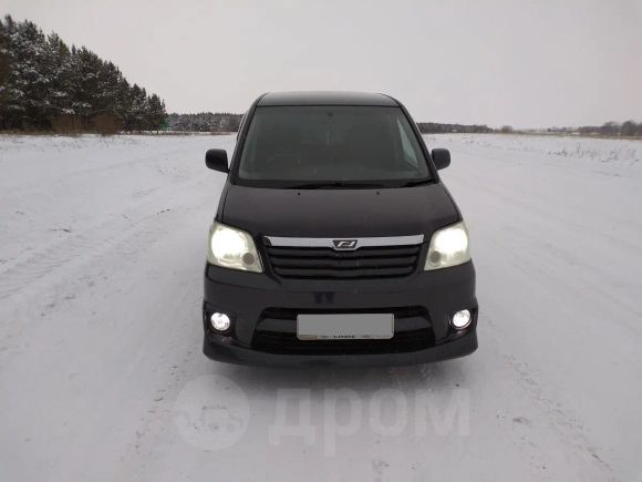    Toyota Noah 2003 , 510000 , 