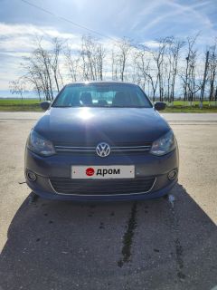 Седан Volkswagen Polo 2011 года, 600000 рублей, Серноводское