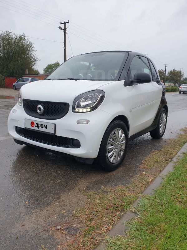  3  Smart Fortwo 2017 , 780000 , 